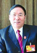 全国人大代表、吉林省高级人民法院院长张文显　袁祥摄